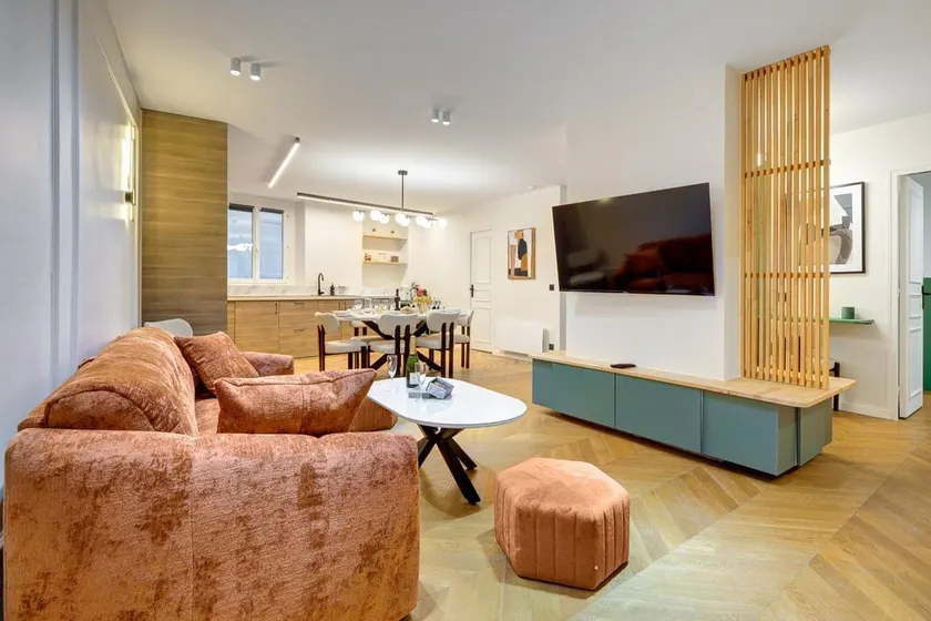 TBS 122 - Apartment with contemporary character - Image 1
