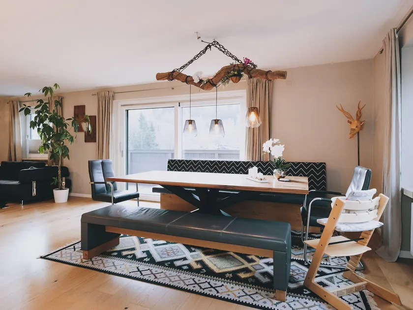 Kohlis Alpine Home by we rent - Image 1
