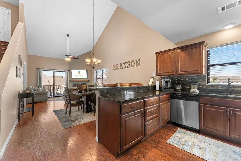 Branson Blessing Condo for 8! - Image 1