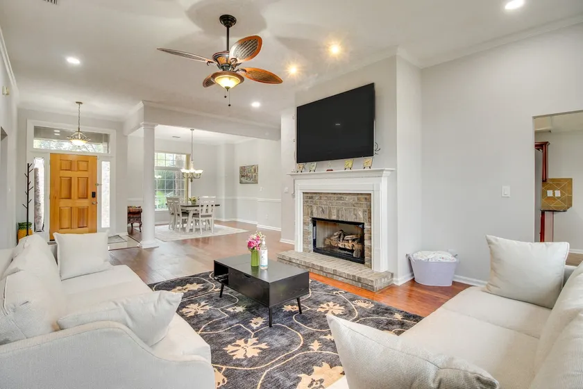 3 Mi to Oglethorpe Mall: Home w/ Fenced Yard! - Image 1