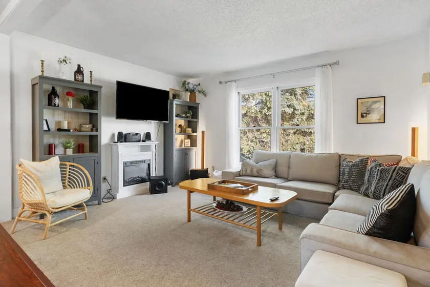 Quaint 3BR Home: 8 Minutes to Okemo Mtn. - Image 1
