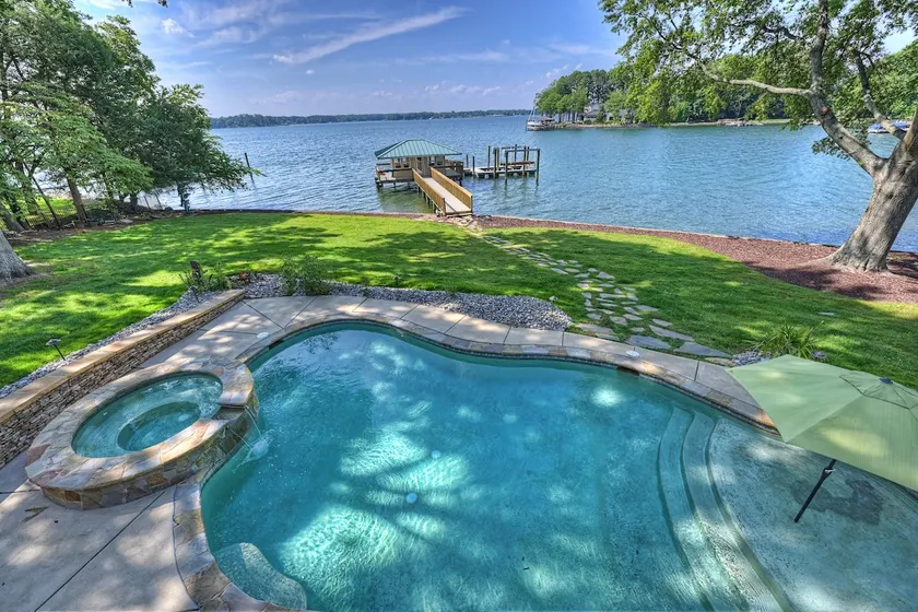 Amazing Views: Pool Hot Tub Fire Pit Theatre Room - Image 1