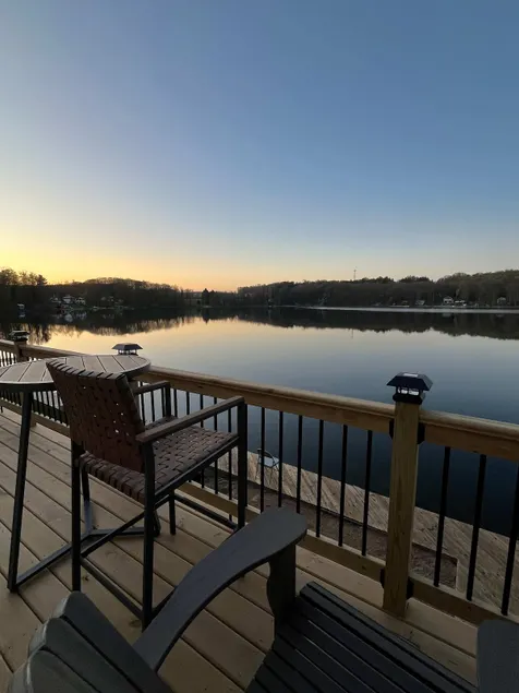 Crystal Lake Cottage - Image 1