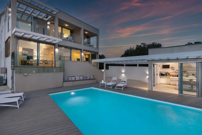 Lalic Gallery Villa - Image 1