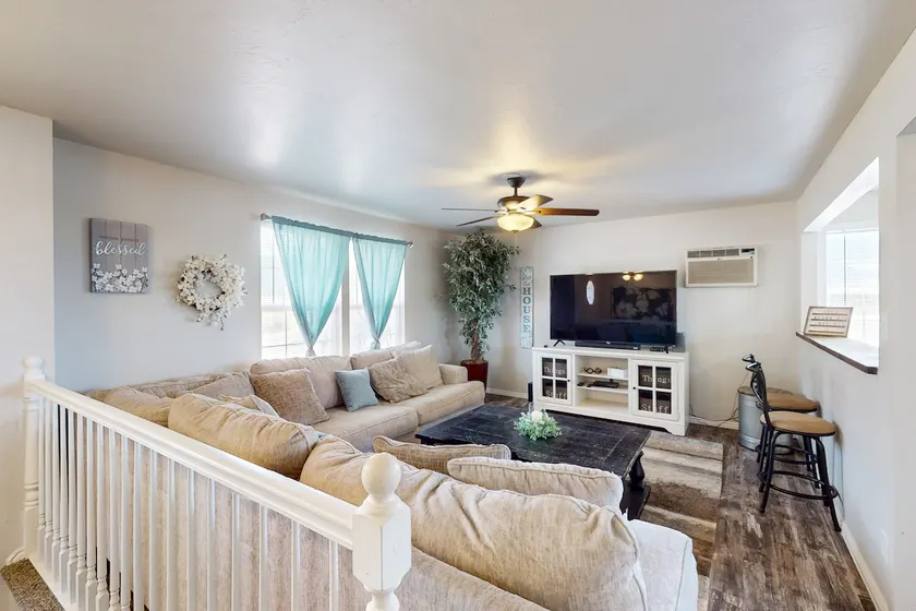 History, Hikes & Cozy Nights: Parowan Gem w/ Deck! - Image 1