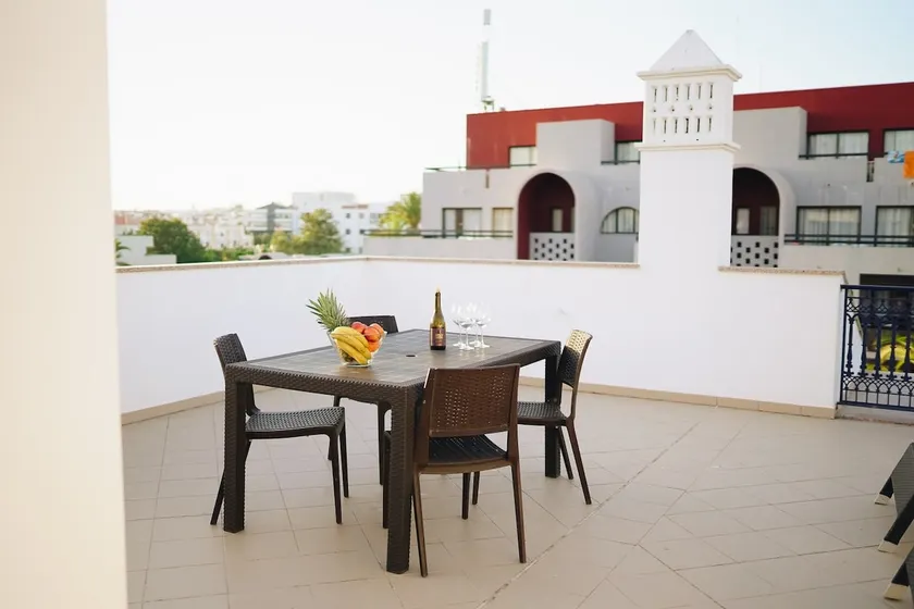 Bright Lovely Flat w/ Pool & Balcony by HostWise - Image 1