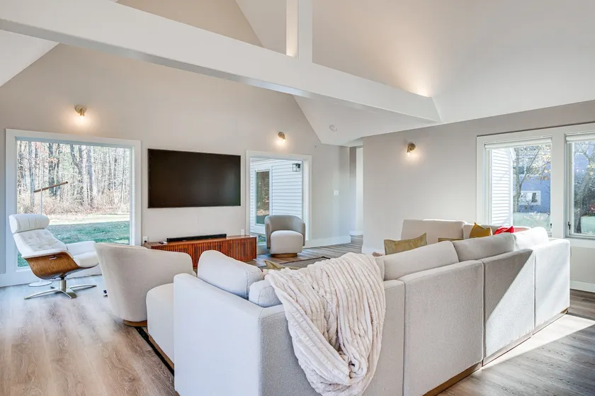 Custom built Home Near Piscataqua River - Image 1