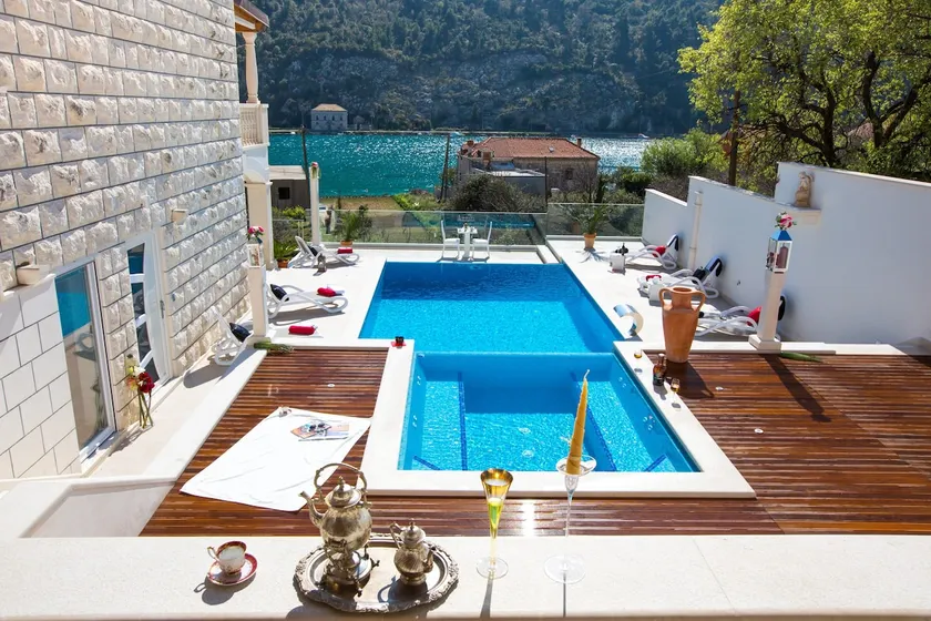 Villa Arion - Image 1