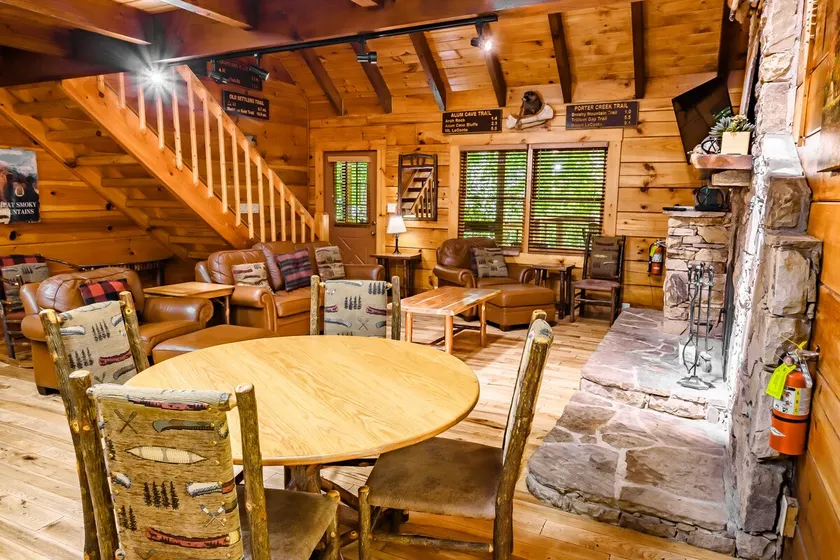 Up The Creek | Hot Tub + WiFi - Image 1