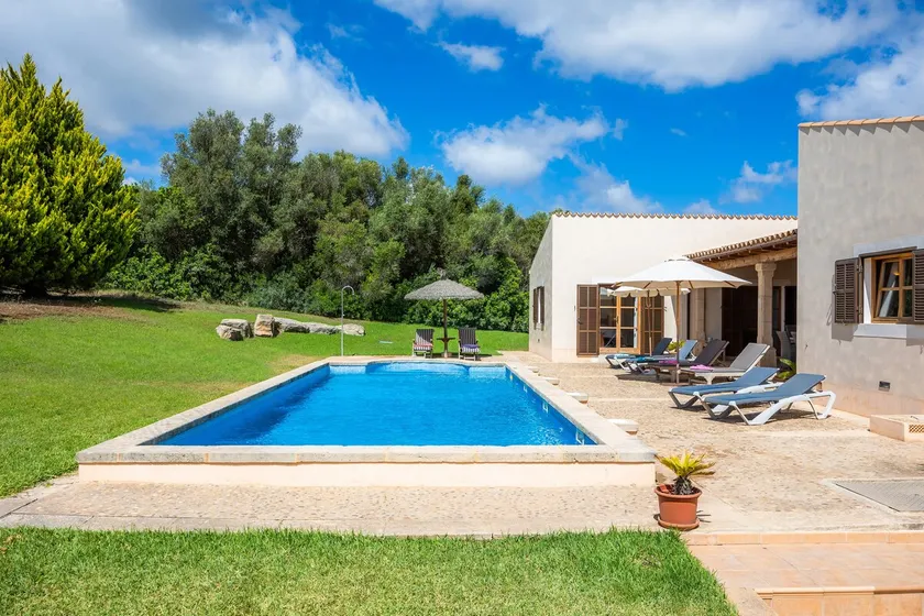 Maison de campagne \"Can Xerpeta\" avec vue sur les montagnes, piscine privée et Wi-Fi - Image 1