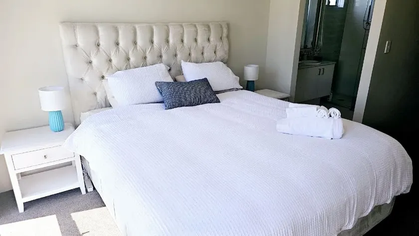 Eglinton Elegance - Hamptons Retreat - Image 1