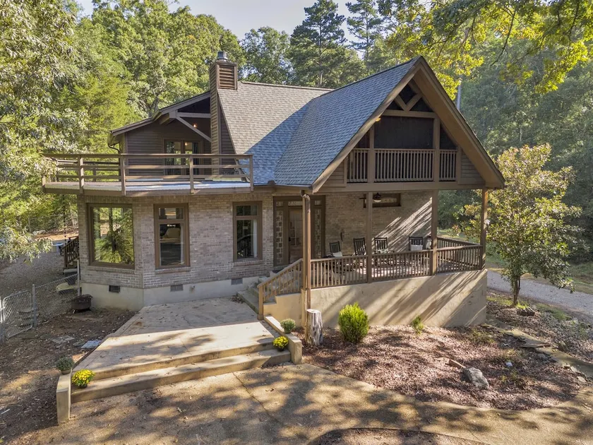 Big Sam's Riverside Retreat - Image 1