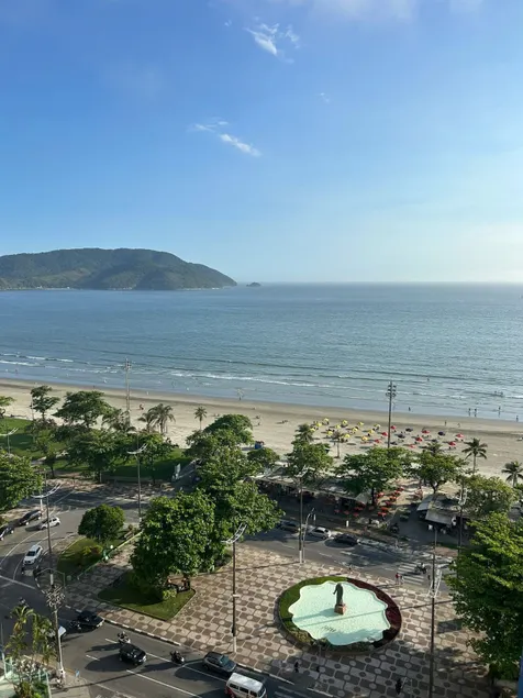 Apartment in front of Embaré Beach, Santos, SP - Image 1
