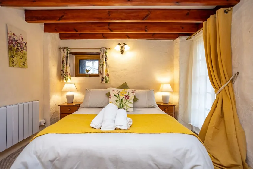 The Stable - One Bedroom Apartment - St Florence - Image 1