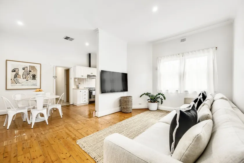Comfortable and convenient family home - Image 1