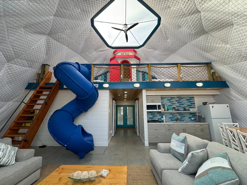 Coastal Dome - 4 bedrooms - Image 1