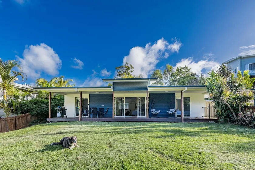 Bayview • Pet-Friendly Fenced Yard • Walk to Beach - Image 1