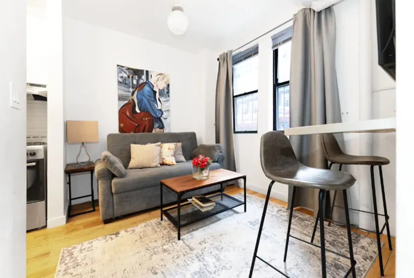 Cozy 2BR | Manhattan | 20 min to Times Square - Image 1