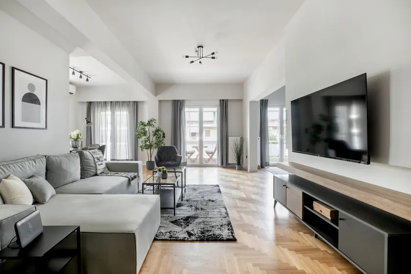 Astoria - Luxury 2-BR Apartment in Athens - Image 1