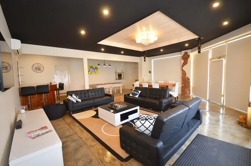 No.40 Echuca - Echuca Holiday Homes - Image 1