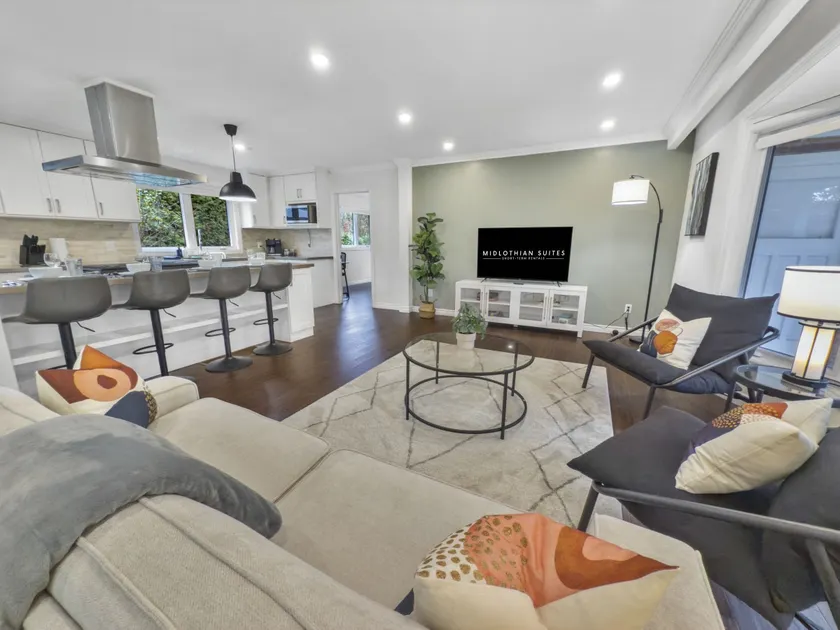 Centrally Located, Walk to Lake, Spacious | SH - Image 1