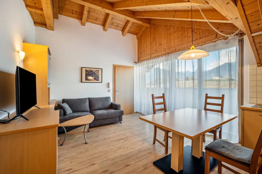 Ferienwohnung mit Grill, Terrasse und Pool | Bergblick | Perfekt für die Arbeit von Zuhause - Image 1