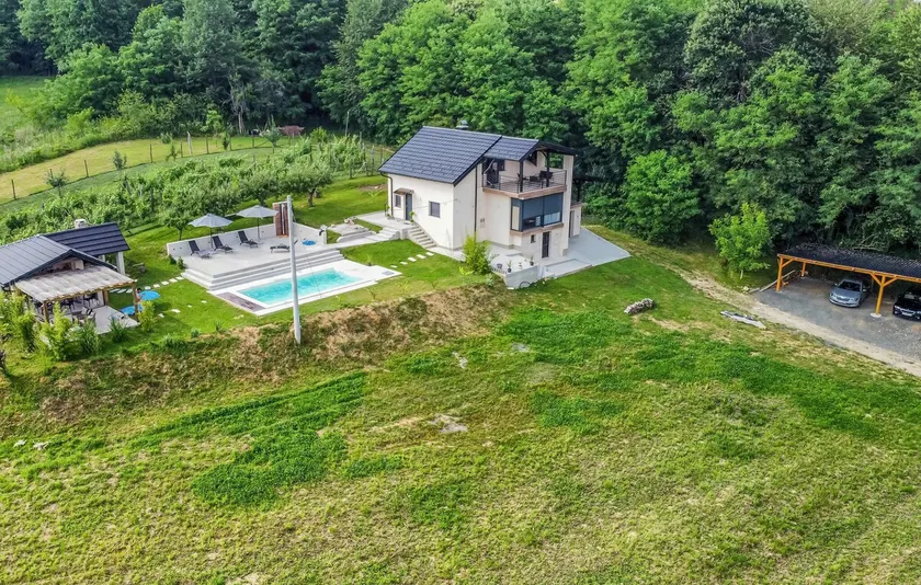 Amazing home in Radoišće - Image 1
