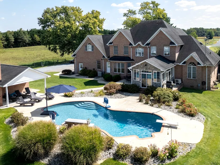 Porterhouse Farm - Image 1