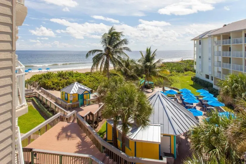 Authentic Florida Beach Getaway | Pool. Restaurant - Image 1