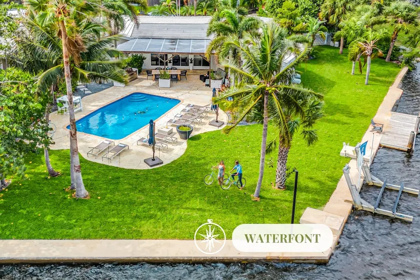 Waterfront | Walk to Beach | Paradise Point Key - Image 1