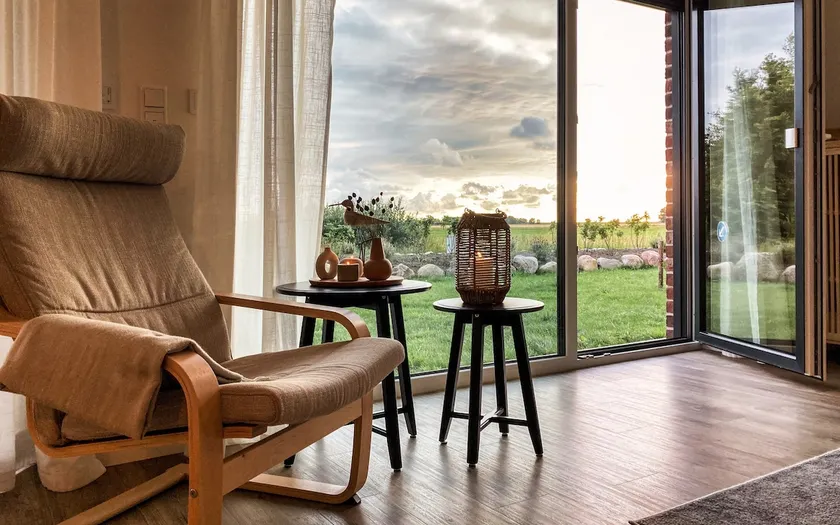 Vacation home with a view of the sky - Image 1
