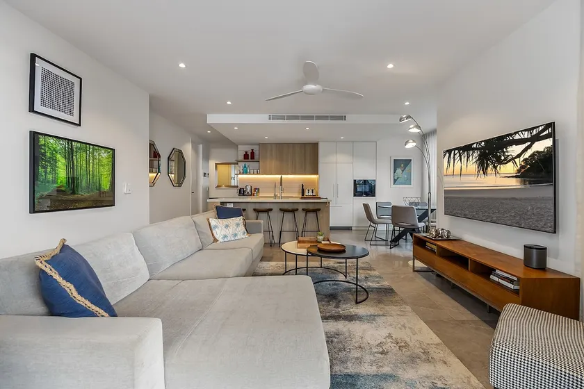 Coastal Bliss 3-Bedroom Retreat with Pool - Image 1