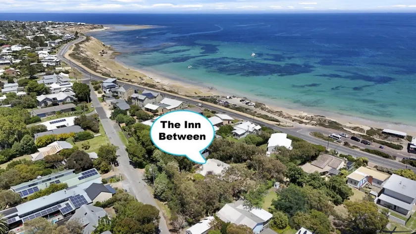 The Inn Between By Wine Coast Holidays - Image 1
