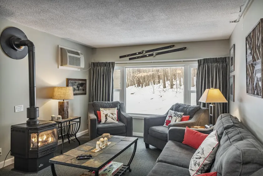 Lovely Condo < 6 Mi To Stowe Mountain Resort! - Image 1