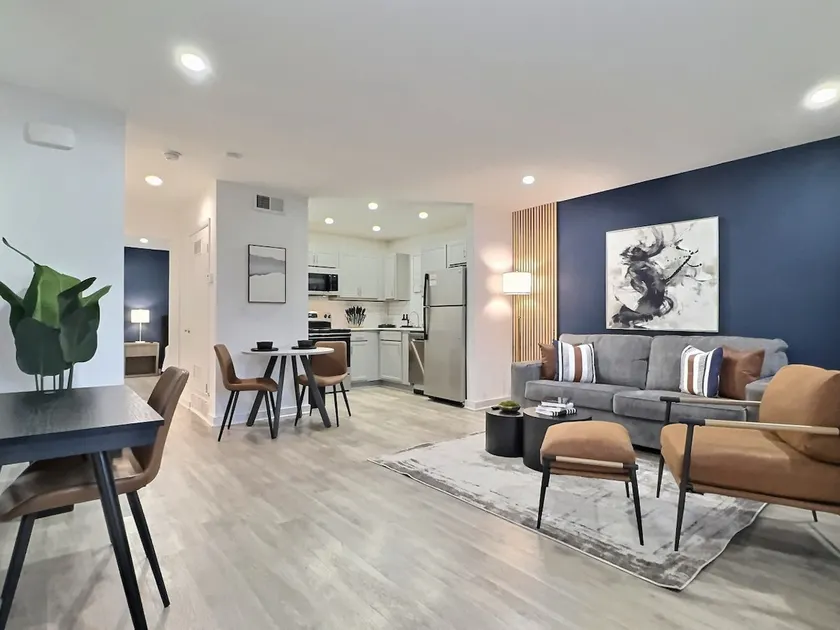 Downtown Retreat with Private Balcony and Free Parking - Image 1