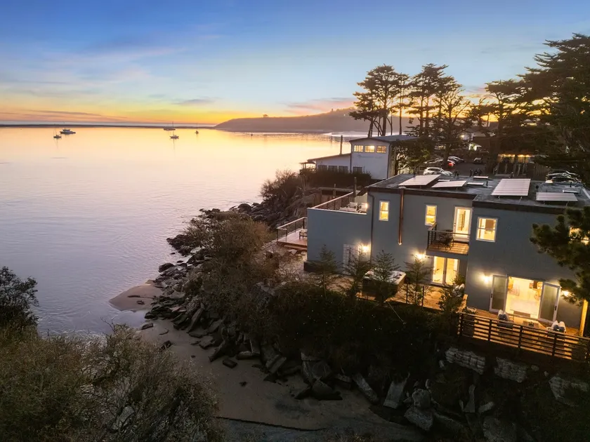 Experience the Pinnacle of Coastal Living at - Image 1