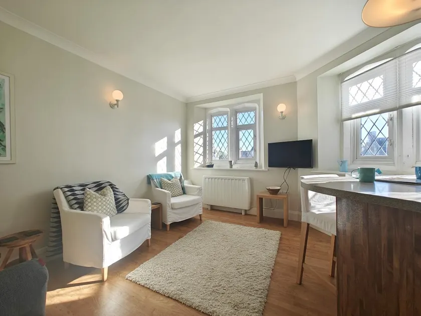 2 Bed in Beer oc-b30324 - Image 1