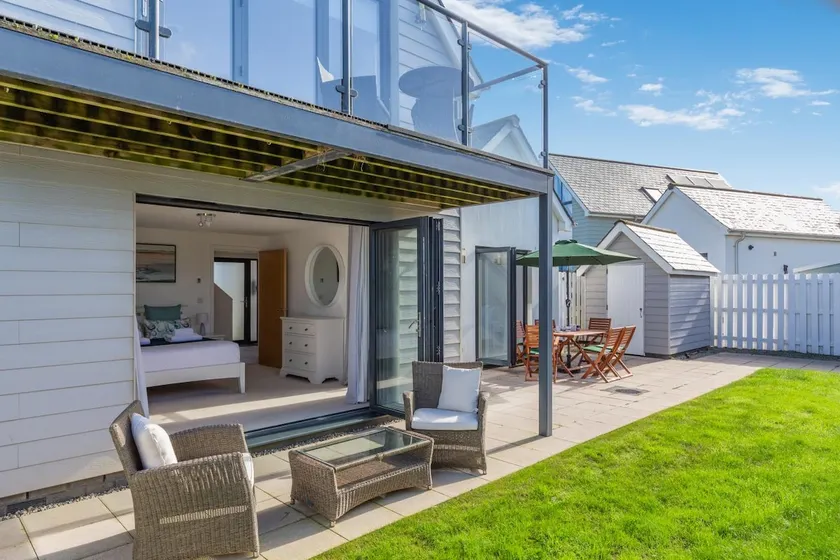3 Bed in Northam (oc-s30035) - Image 1