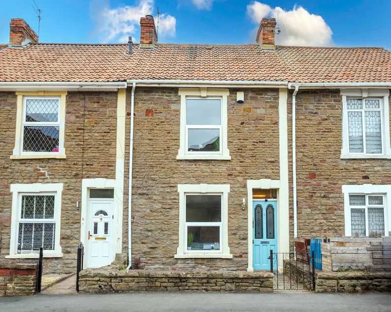 STELLA'S COTTAGE- Cute Traditional Home In South West By STAE-Homes - Image 1