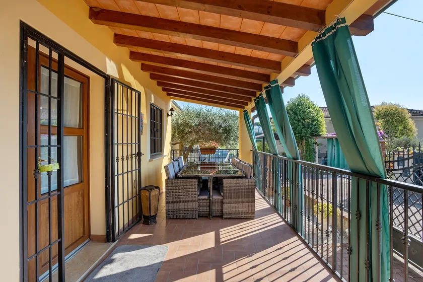 Espléndida villa totalmente equipada con barbacoa, jardín y terraza | Vistas al jardín | Admite perro - Image 1