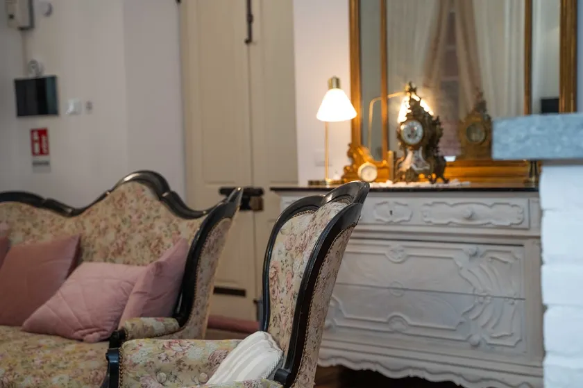 Casa Viberti Roma, History with a View of the Langhe - Image 1