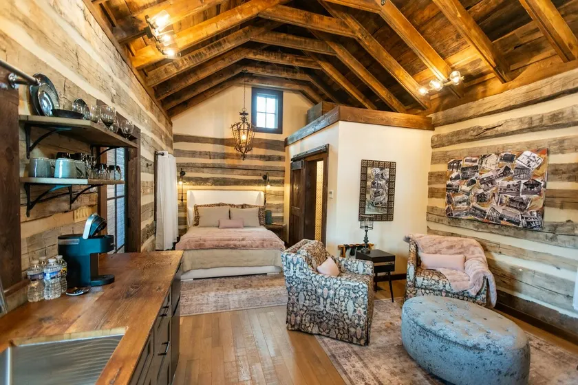 Dry Creek Cabin - Image 1