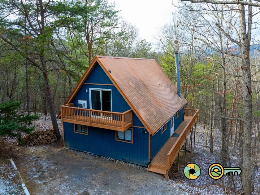 Coppertop Chalet - cozy and convenient! - Image 1