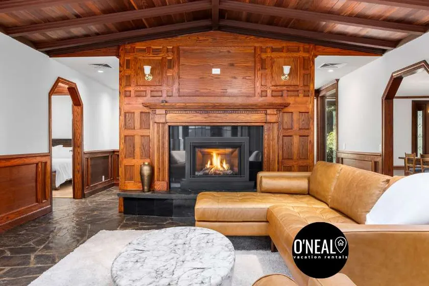 Charming 3 Bedroom Home - Image 1