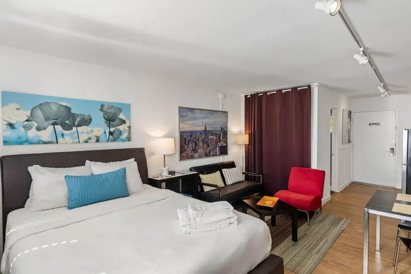 Chic Premium Studio Apartment (F) - Beinhaltet wöchentliche Reinigung mit Wäschewechsel - Image 1