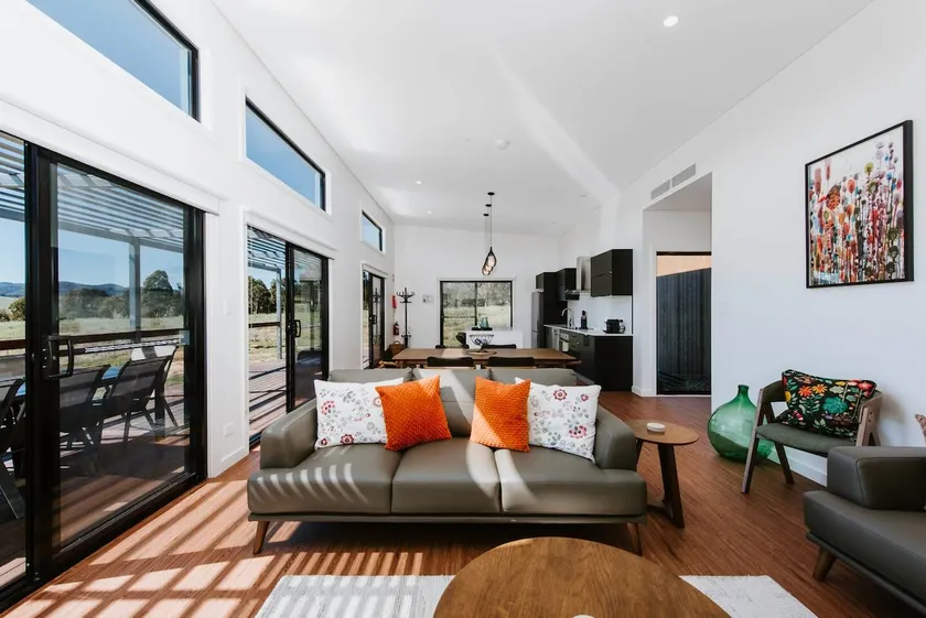 Frantoio Cottage—Serene Horizons, Stylish Comforts - Image 1