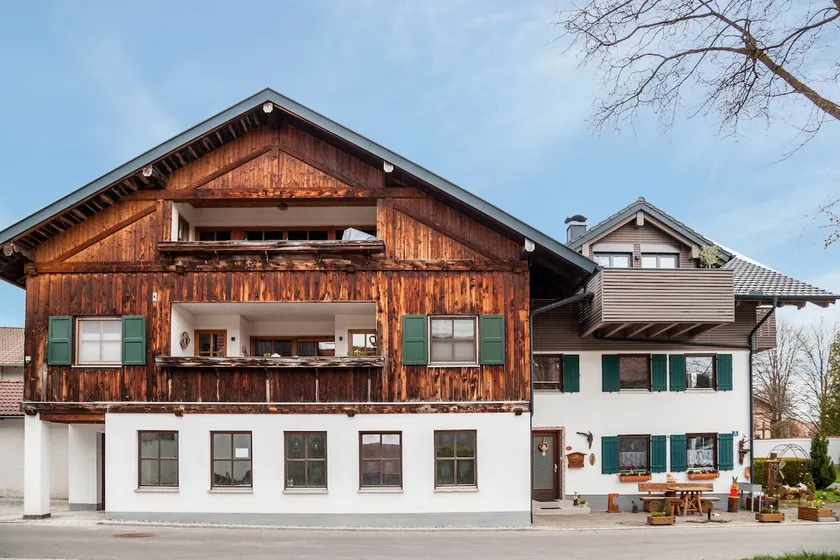 Silvia Vacation Rental - Image 1