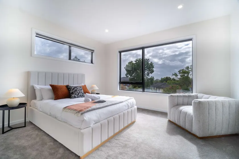 4BR Brand new Townhouse in Ashburton Shopping Golf - Image 1