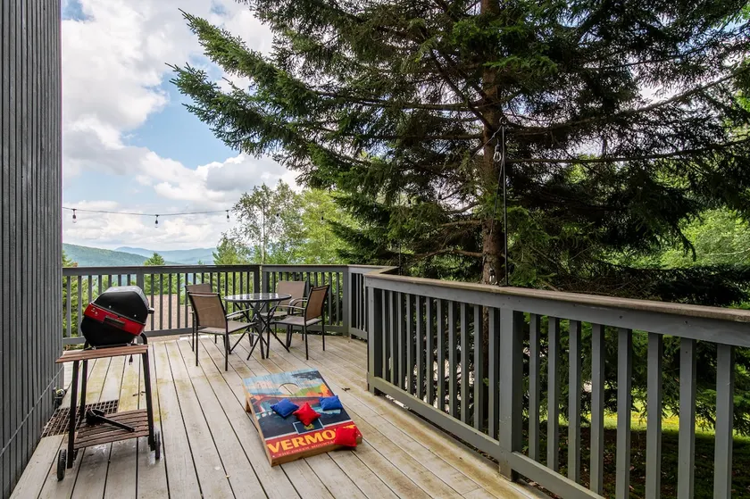 Mountain Views, Pool & Family Fun - Image 1