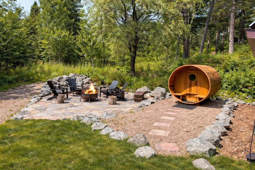 8 Min to State Parks|Sauna|Fire Pit| - Image 1